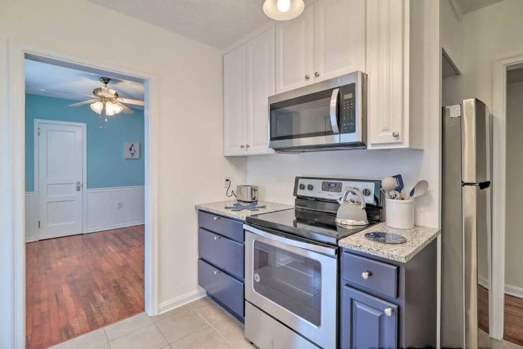 Pool Home Sleeps 6 With Large Fenced Yard Jacksonville Exteriör bild